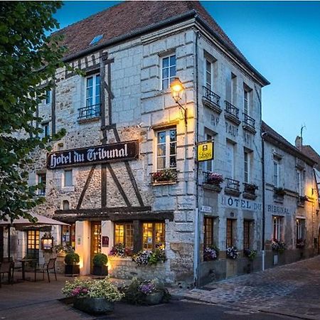 Logis - Hotel & Restaurant Du Tribunal Mortagne-au-Perche Kültér fotó
