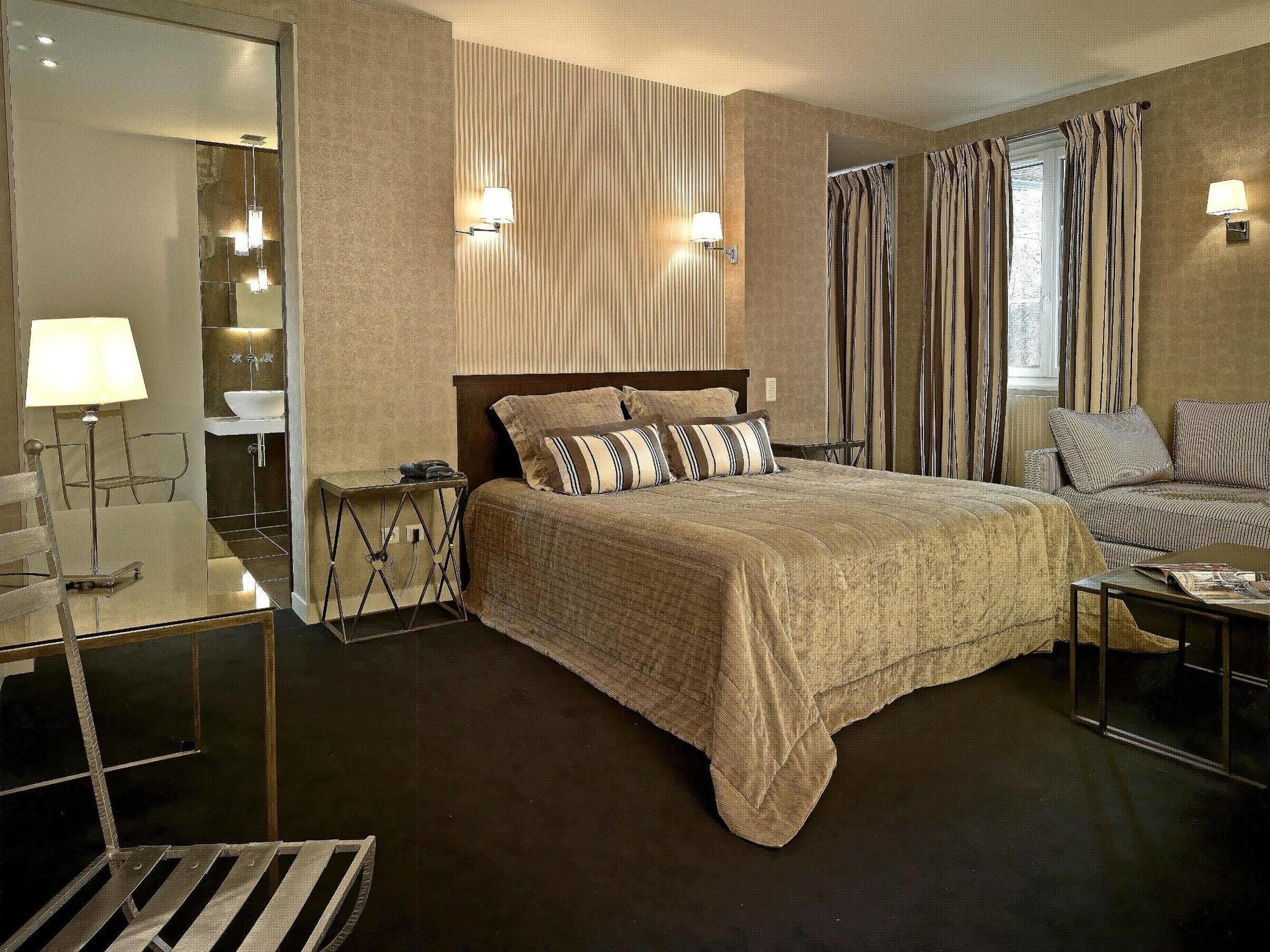 Logis - Hotel & Restaurant Du Tribunal Mortagne-au-Perche Kültér fotó
