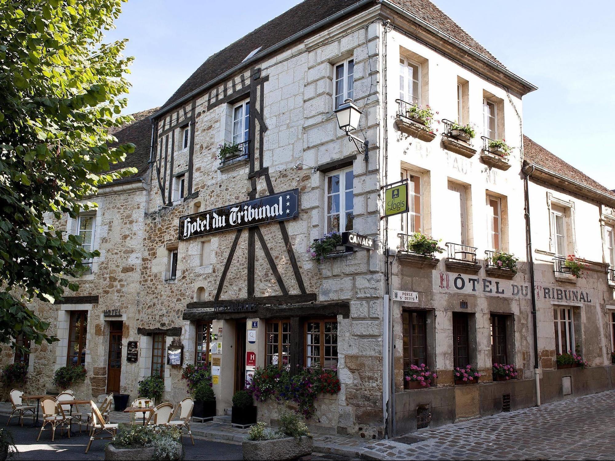Logis - Hotel & Restaurant Du Tribunal Mortagne-au-Perche Kültér fotó