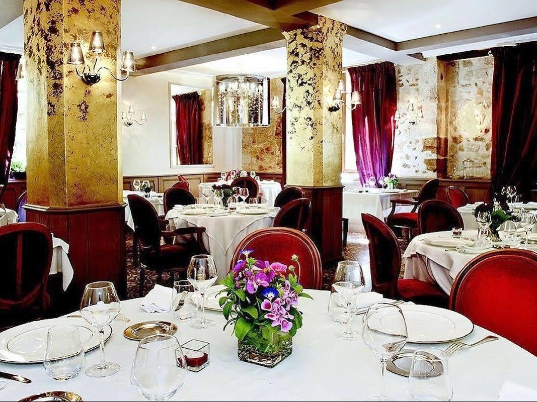 Logis - Hotel & Restaurant Du Tribunal Mortagne-au-Perche Kültér fotó
